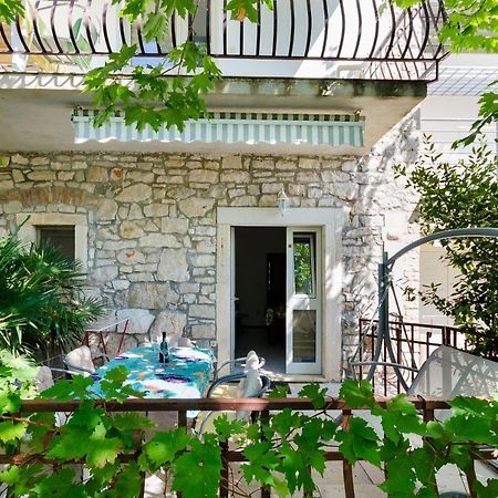 Apartments Massimo روفينج المظهر الخارجي الصورة