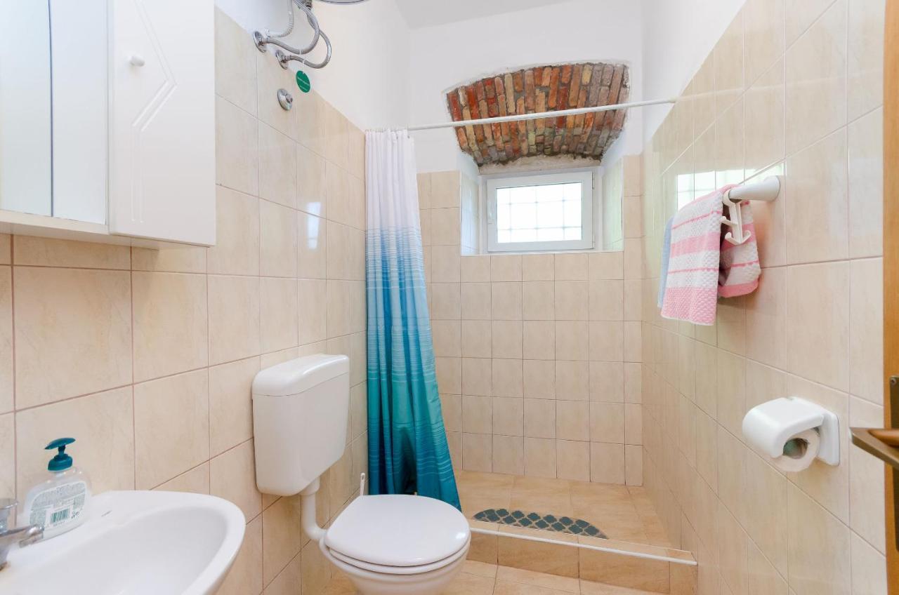 Apartments Massimo روفينج المظهر الخارجي الصورة