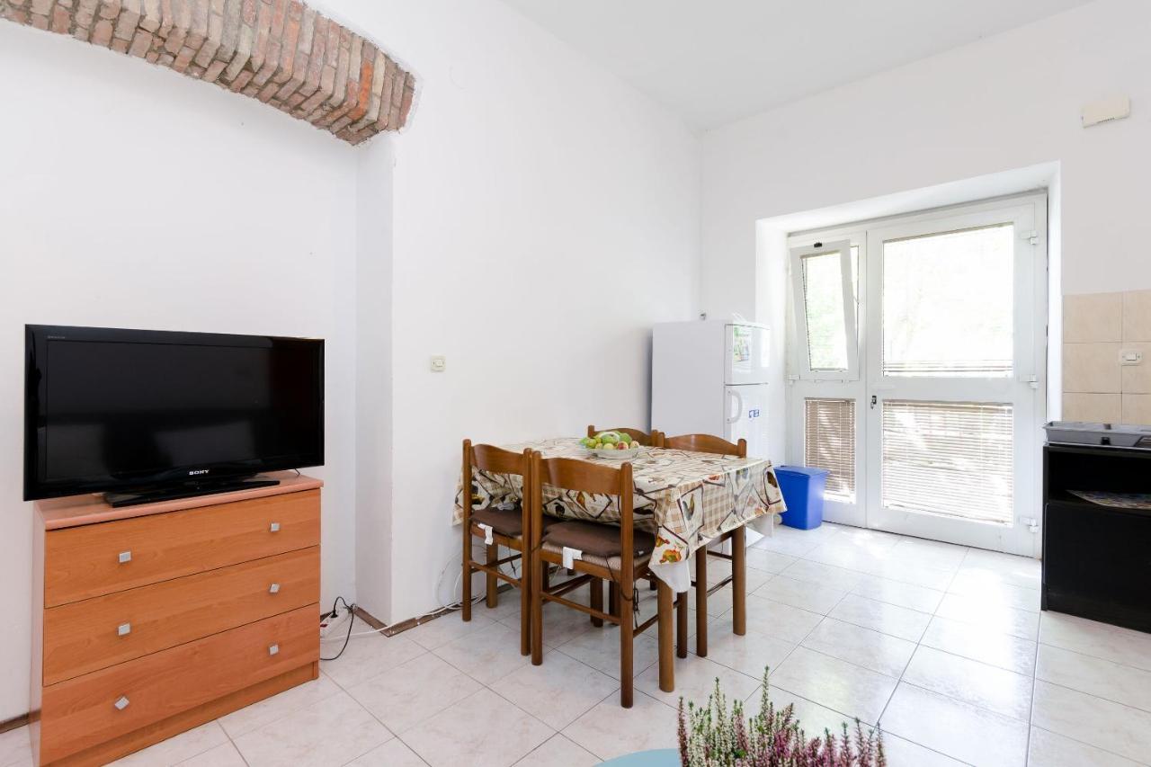 Apartments Massimo روفينج المظهر الخارجي الصورة