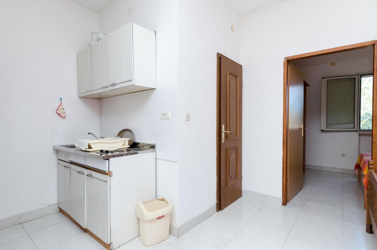 Apartments Massimo روفينج المظهر الخارجي الصورة